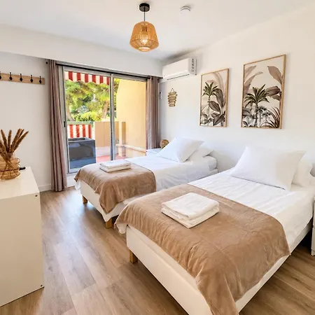 Apartment Superbe Duplex Climatise, Piscine, 15min Promenade Des Nizza